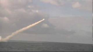 TOMAHAWK Block IV TLAM Test Launched from Submarine [upl. by Leahcar]