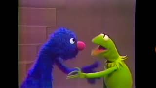 Sesame Street  Kermit and Grover demonstrate up and down [upl. by Nepsa]