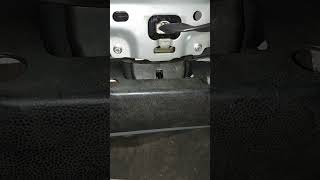 Ford Fiesta MK7 manual tailgate boot lock opening from inside  please subscribe to my channel [upl. by Rossuck104]