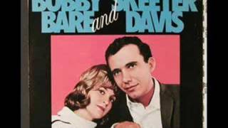 Bobby Bare amp Skeeter Davis  Well Sing In The Sunshine [upl. by Notseh]