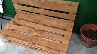 DIY Eine Bank aus Europaletten bauen [upl. by Gary]