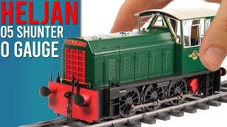 Heljan Class 05 Shunter  O Gauge  Unboxing amp Review [upl. by Mixam]