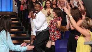 Jamie Foxx Performs Gold Digger During the Break [upl. by Azeret749]