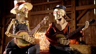 Dueling Animated Banjo Skeletons  Grandin Road [upl. by Belldas]