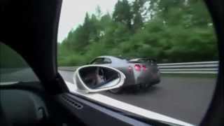 Nissan GTR vs Bugatti Veyron HD [upl. by Mathis]