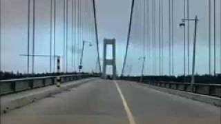 Tacoma Narrows Bridge Collapse quotGallopin Gertiequot [upl. by Dorcus77]