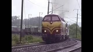 Locomotives Diesel CFL série 1800 et SNCF série CC 72000 en double traction [upl. by Yenitsed369]